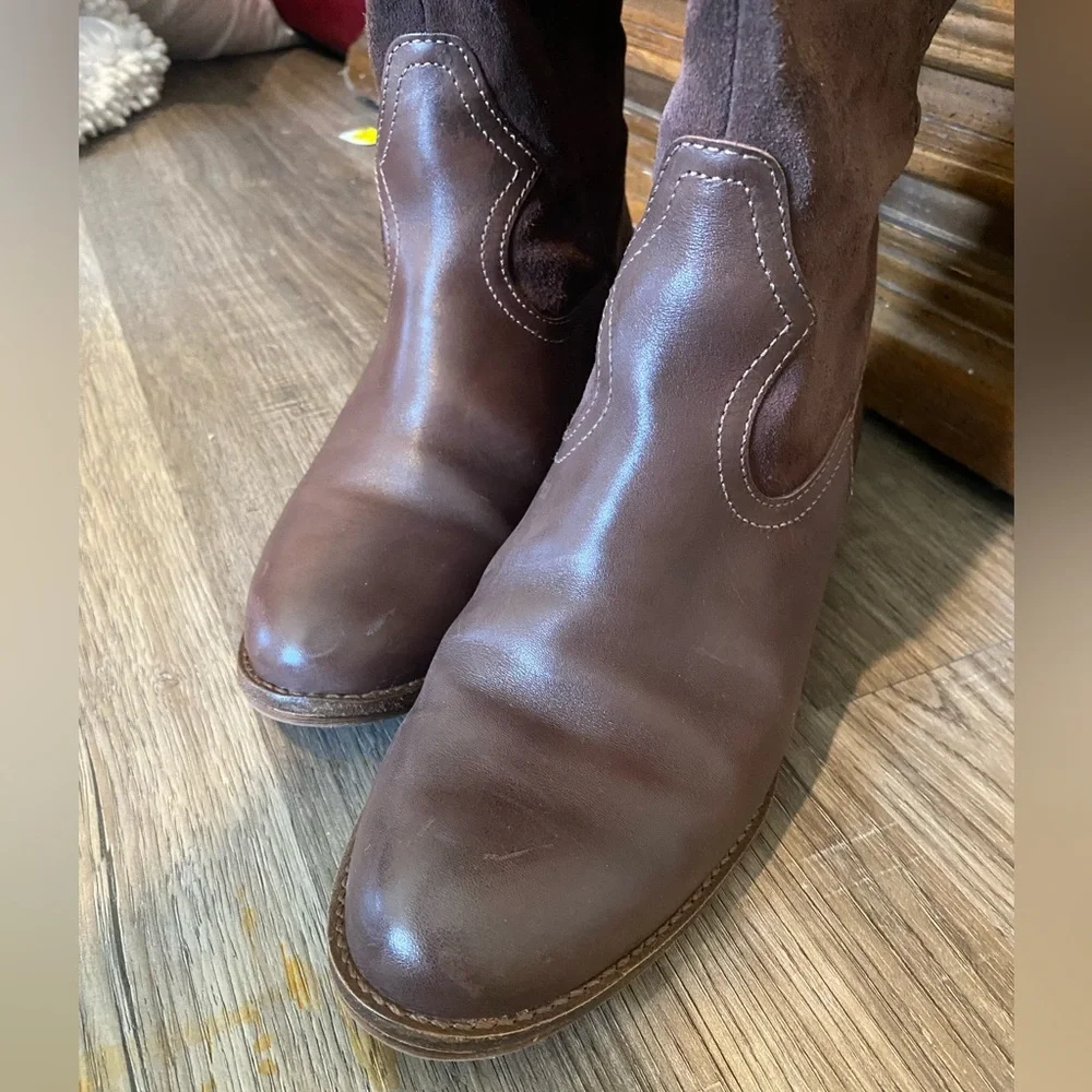 Brioso Sedona Leather Brown Knee-High Boots with Embellishments - Picture 11 of 11
